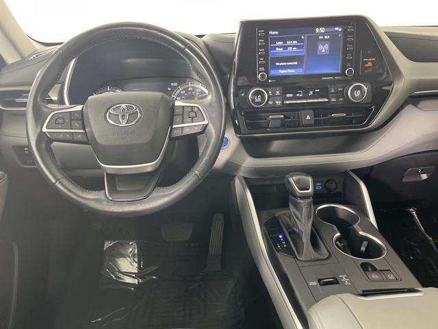 used 2022 Toyota Highlander Hybrid car, priced at $28,179