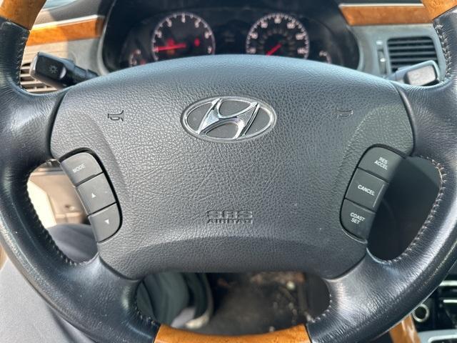 used 2008 Hyundai Azera car, priced at $5,900