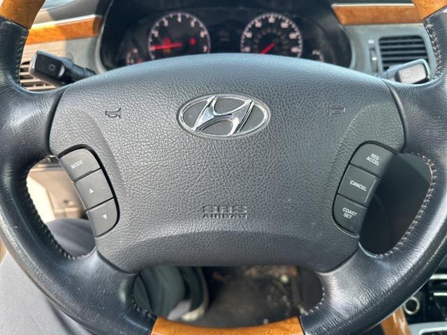 used 2008 Hyundai Azera car, priced at $5,300