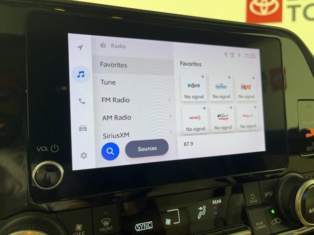 used 2023 Toyota Highlander Hybrid car, priced at $30,410