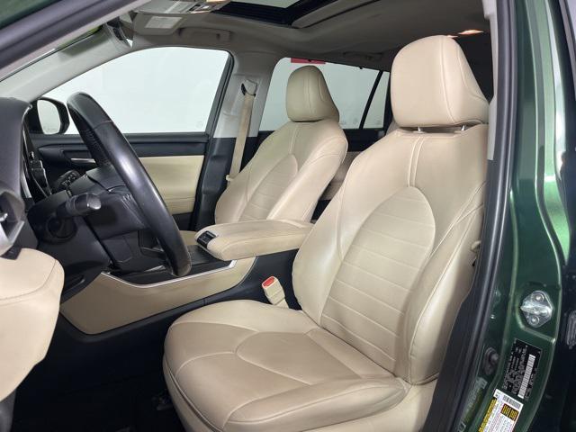 used 2023 Toyota Highlander Hybrid car, priced at $30,410