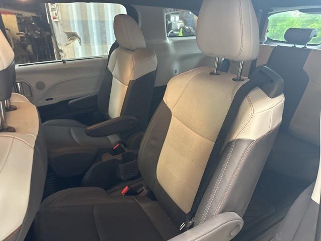 used 2021 Toyota Sienna car