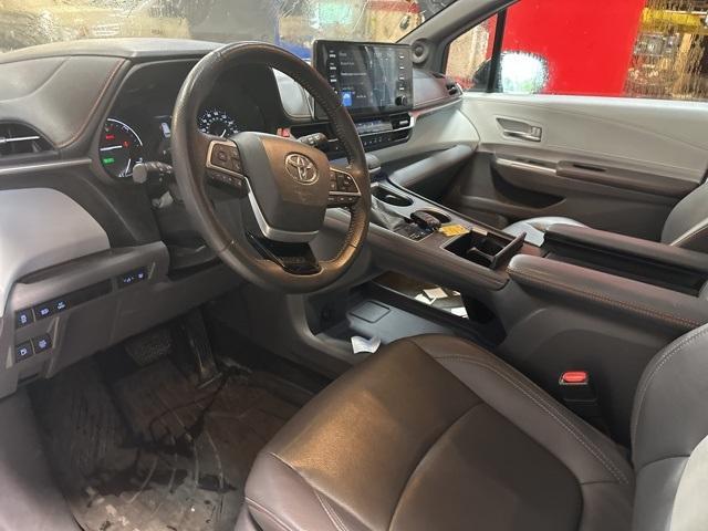 used 2021 Toyota Sienna car