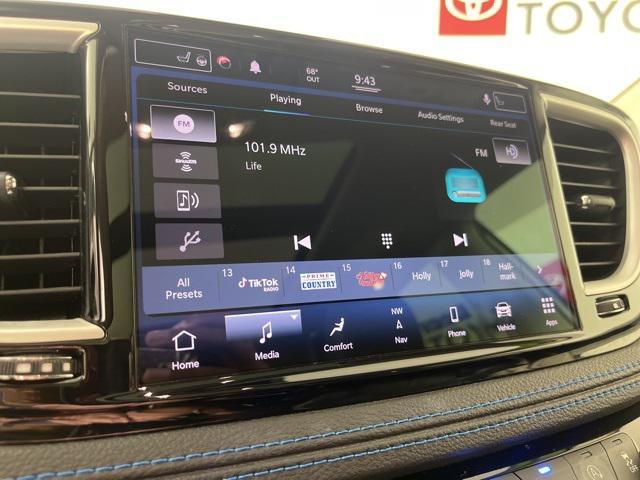 used 2021 Chrysler Pacifica car, priced at $19,500