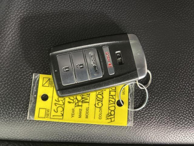 used 2017 Acura MDX car, priced at $18,495