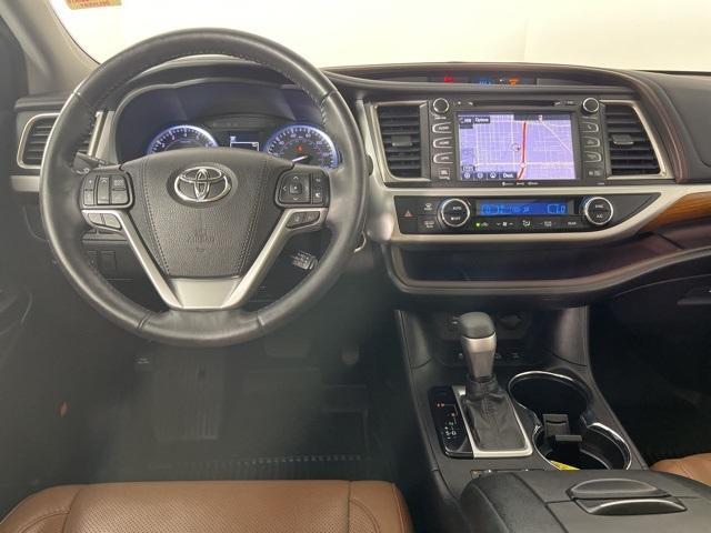 used 2019 Toyota Highlander car, priced at $32,799