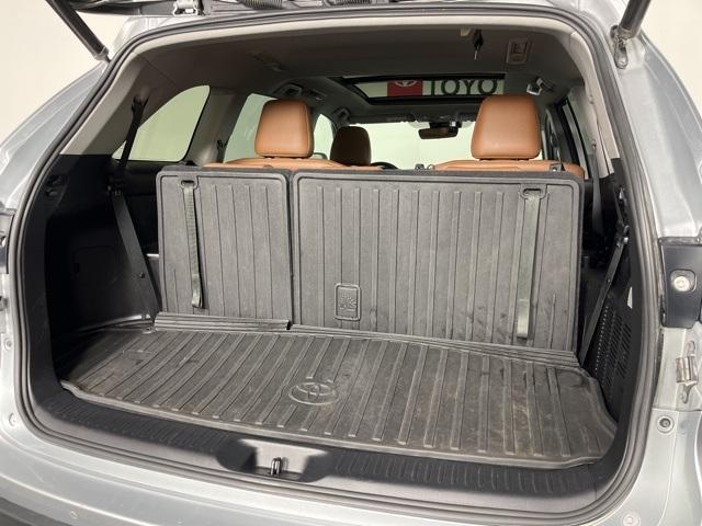 used 2019 Toyota Highlander car, priced at $32,799