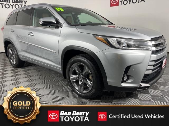 used 2019 Toyota Highlander car, priced at $32,799