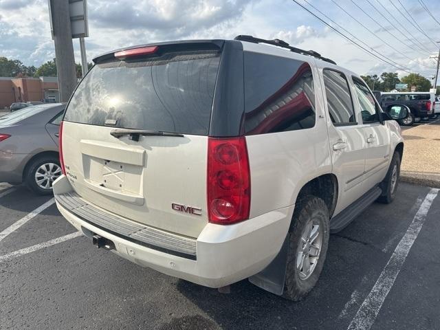 used 2011 GMC Yukon car, priced at $5,000