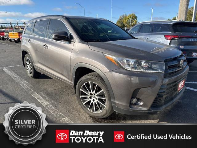 used 2018 Toyota Highlander car, priced at $23,900