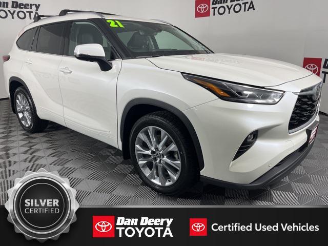 used 2021 Toyota Highlander car, priced at $30,734