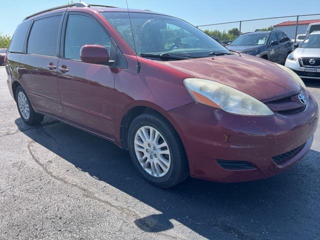 used 2008 Toyota Sienna car, priced at $3,000