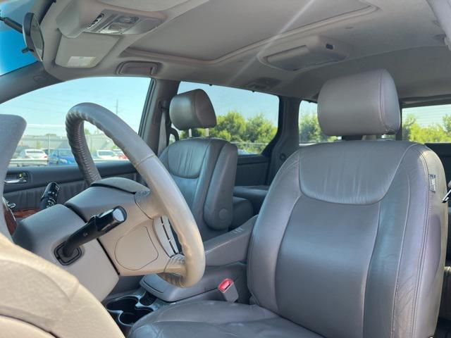 used 2008 Toyota Sienna car, priced at $3,000