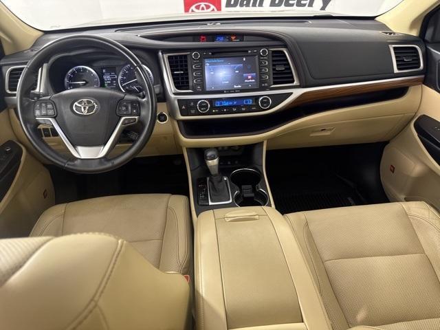 used 2017 Toyota Highlander car, priced at $23,555