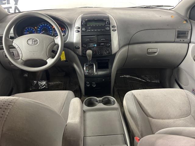 used 2007 Toyota Sienna car, priced at $1,800