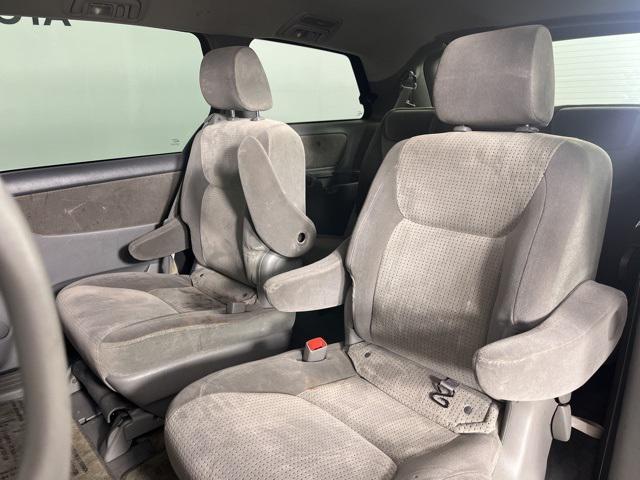 used 2007 Toyota Sienna car, priced at $1,800