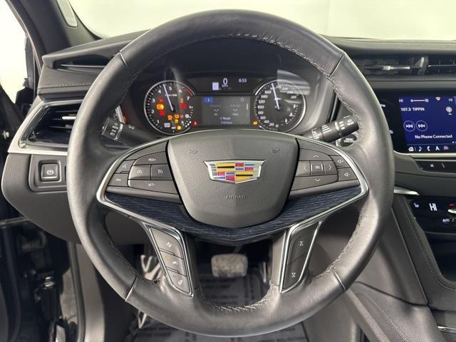 used 2024 Cadillac XT5 car, priced at $42,974