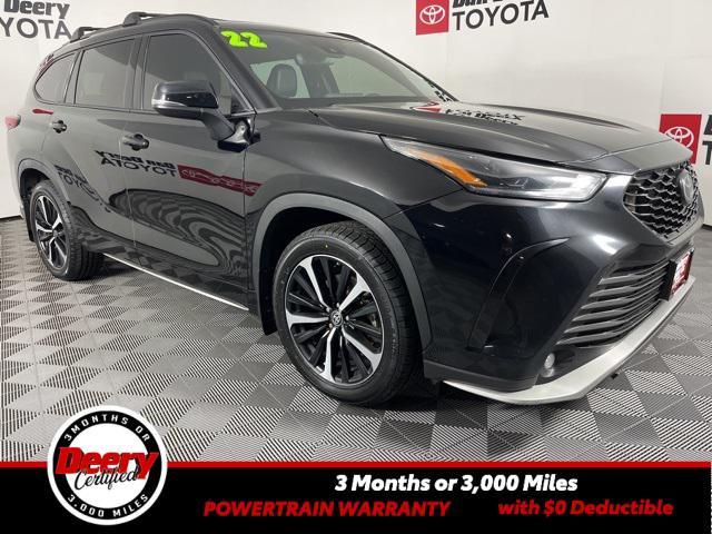 used 2022 Toyota Highlander car, priced at $30,569
