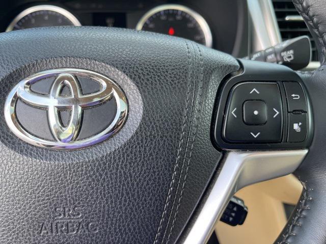 used 2016 Toyota Highlander car, priced at $20,100