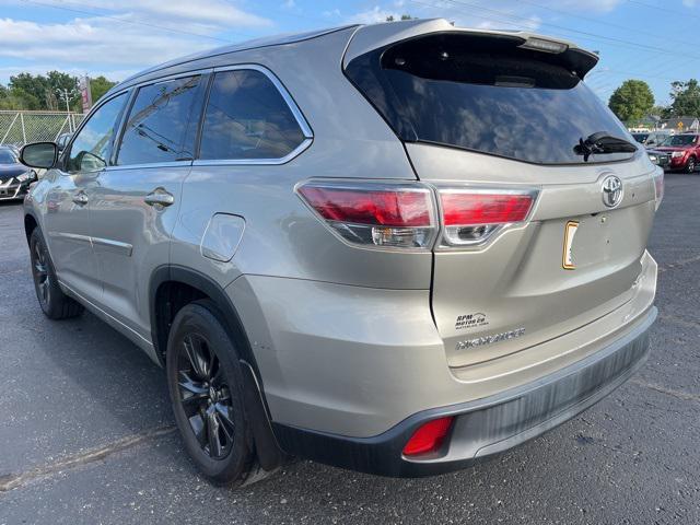 used 2016 Toyota Highlander car, priced at $20,100