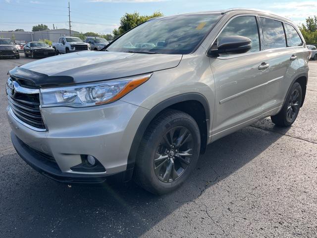 used 2016 Toyota Highlander car, priced at $20,100