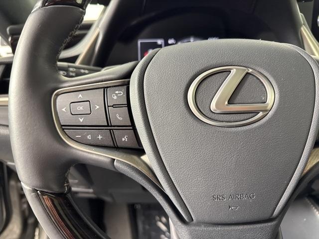 used 2019 Lexus ES 350 car, priced at $29,323