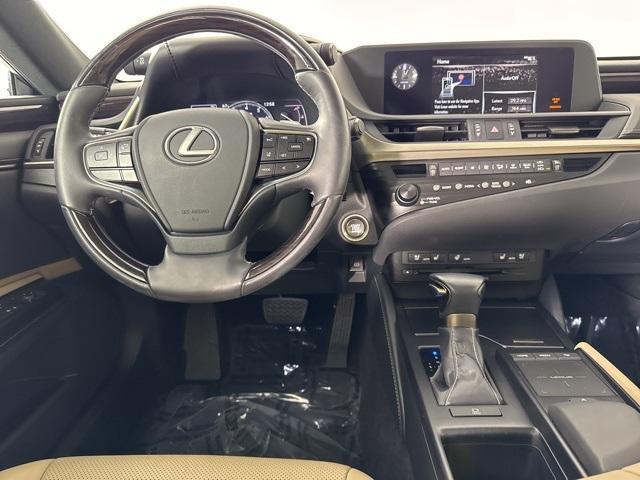 used 2019 Lexus ES 350 car, priced at $29,323