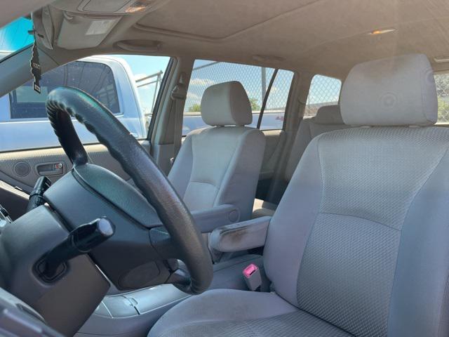 used 2007 Toyota Highlander car, priced at $4,900