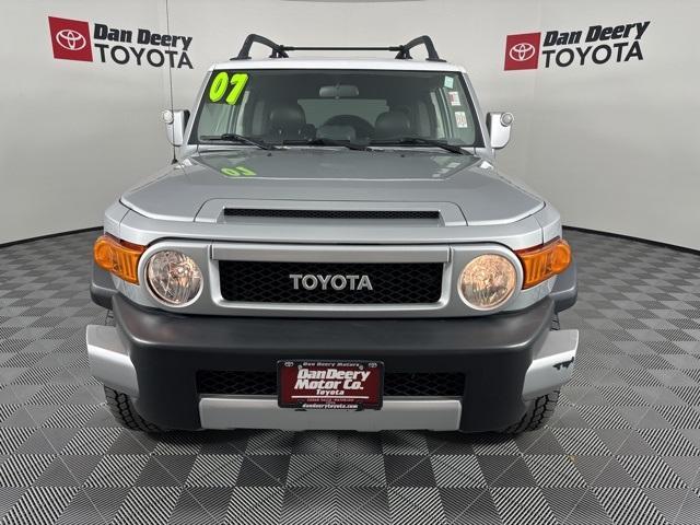 used 2007 Toyota FJ Cruiser car, priced at $9,716