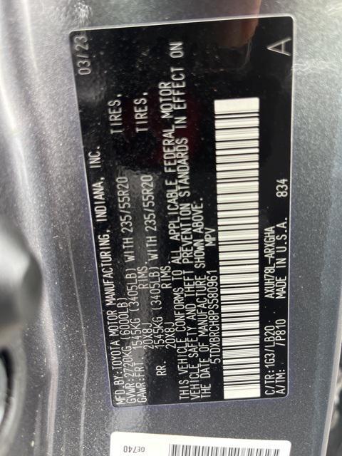 used 2023 Toyota Highlander Hybrid car, priced at $50,500