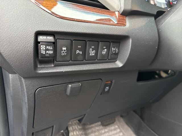 used 2017 Toyota Sienna car, priced at $33,900
