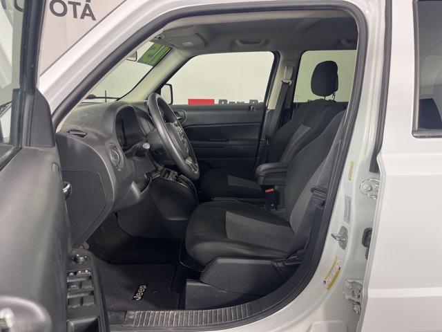 used 2015 Jeep Patriot car, priced at $2,500
