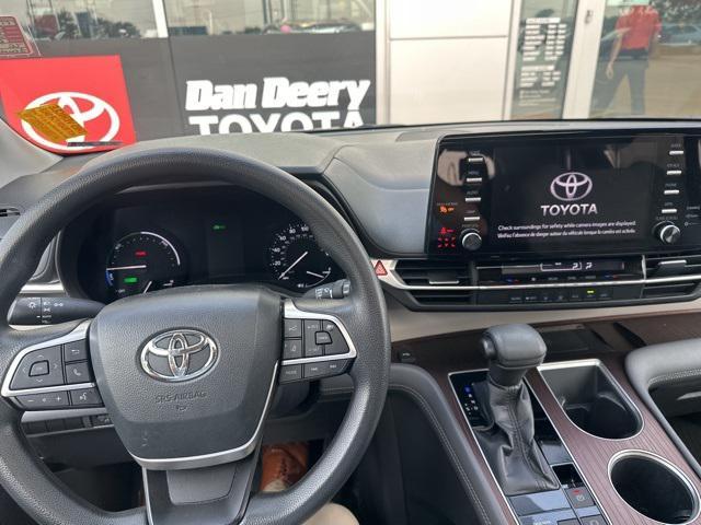 used 2021 Toyota Sienna car, priced at $40,400