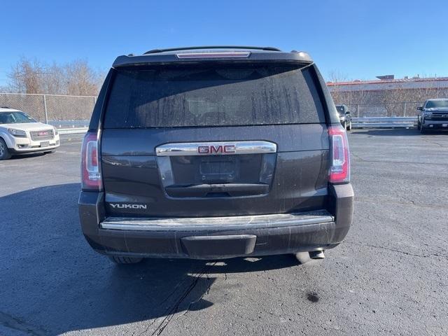 used 2016 GMC Yukon car