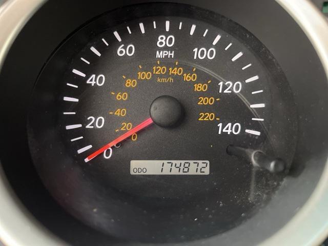 used 2005 Toyota Highlander car, priced at $5,300