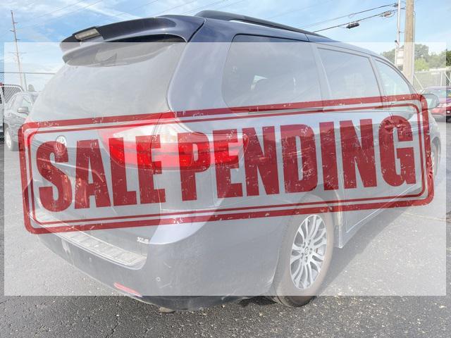 used 2019 Toyota Sienna car