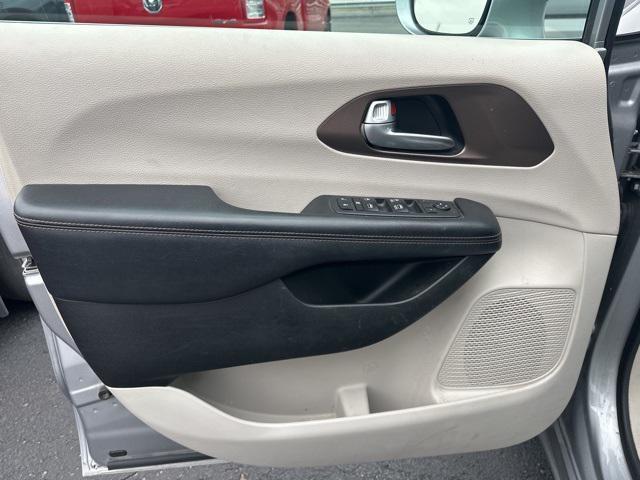 used 2018 Chrysler Pacifica car, priced at $14,500