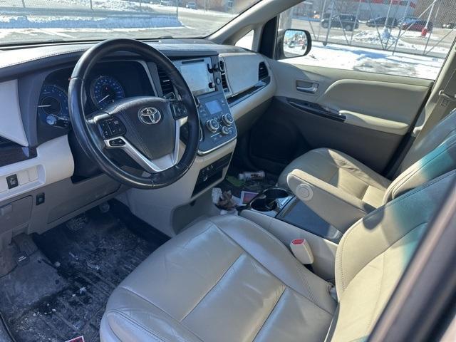 used 2017 Toyota Sienna car