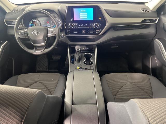 used 2023 Toyota Highlander Hybrid car, priced at $35,933