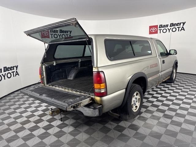 used 2000 Chevrolet Silverado 1500 car, priced at $2,200