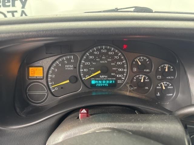 used 2000 Chevrolet Silverado 1500 car, priced at $2,200