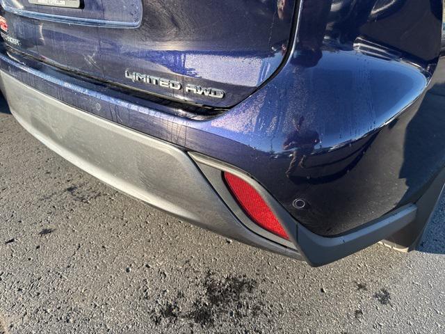 used 2023 Toyota Highlander car, priced at $42,300