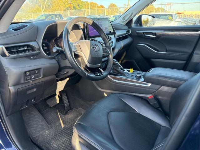 used 2023 Toyota Highlander car, priced at $42,300