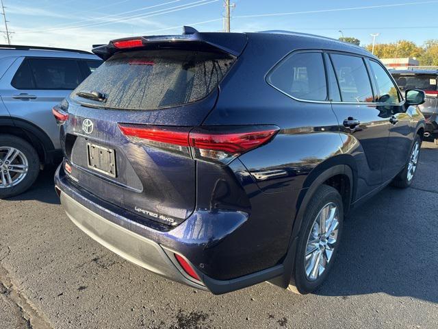 used 2023 Toyota Highlander car, priced at $42,300