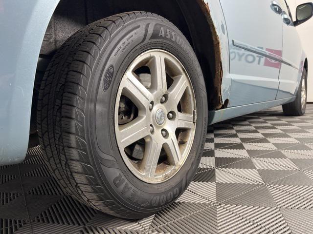 used 2008 Chrysler Town & Country car, priced at $2,800