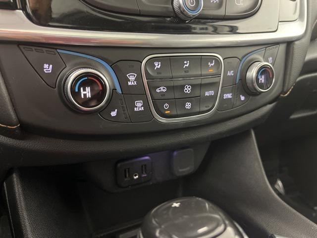 used 2019 Chevrolet Traverse car, priced at $21,137