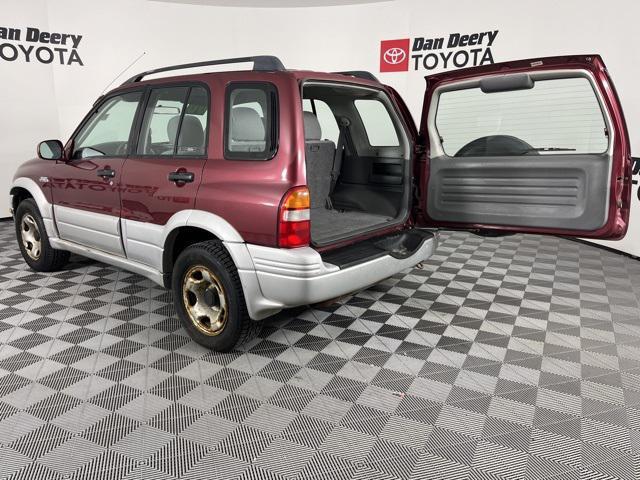 used 2000 Suzuki Grand Vitara car, priced at $3,200
