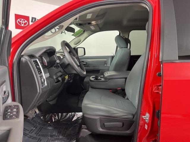 used 2019 Ram 1500 Classic car, priced at $22,384