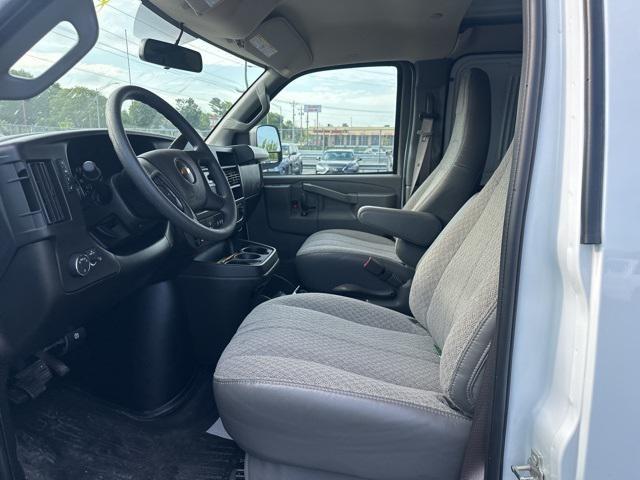 used 2024 Chevrolet Express 2500 car