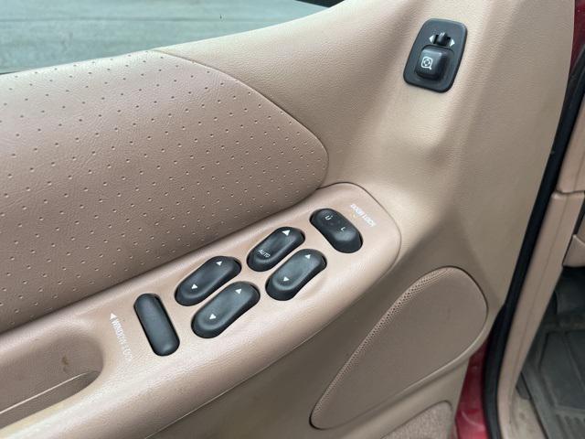 used 1998 Ford Explorer car